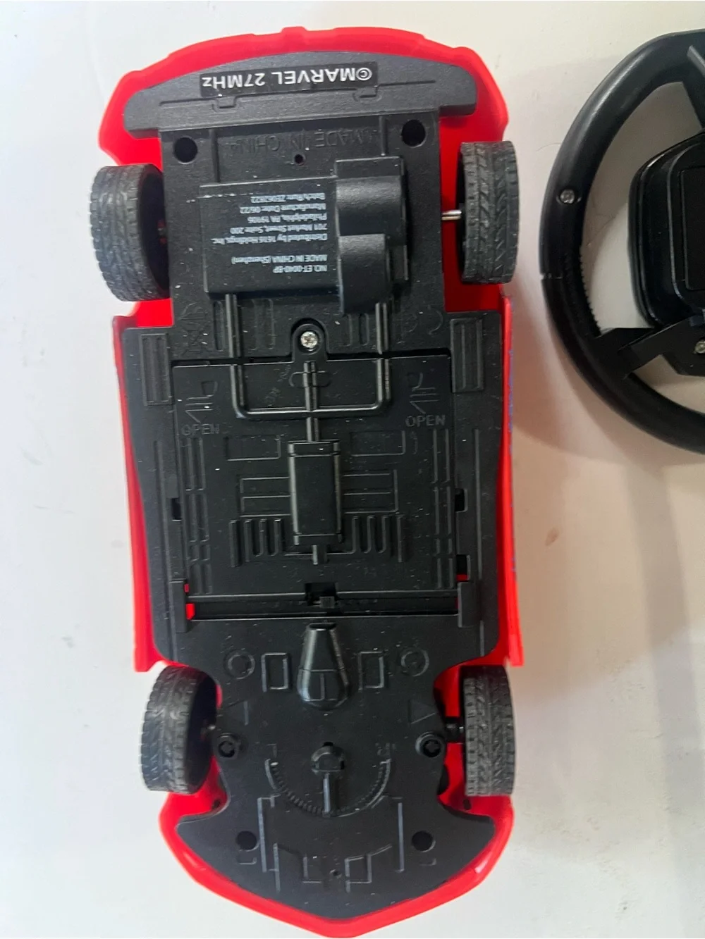 Marvel Red Spider-Man Remote Control Race Car with Black Controller